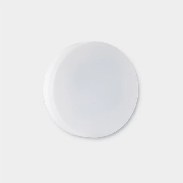Luminária de teto Sagelux Globe para iluminação de emergência e sinalização com design arredondado.